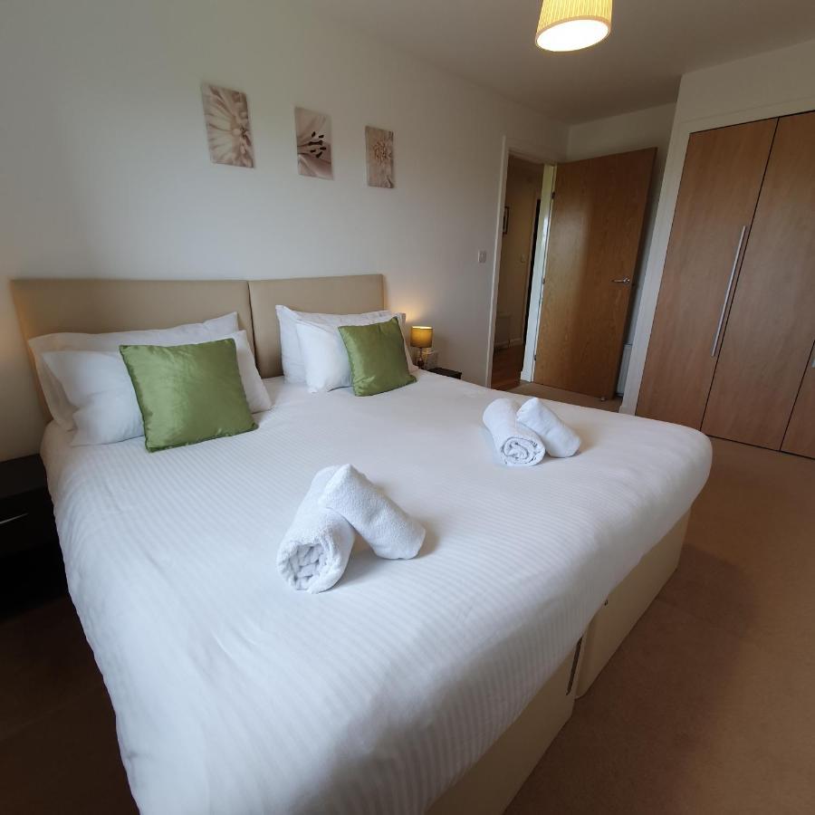 Lochend Park View Apartment Edinburgh Bagian luar foto
